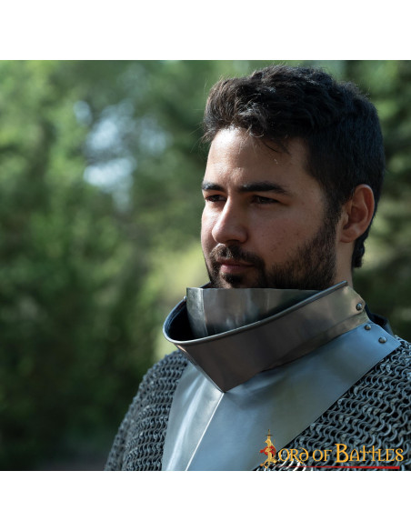 Gorgiera medievale con pettorina, XV...