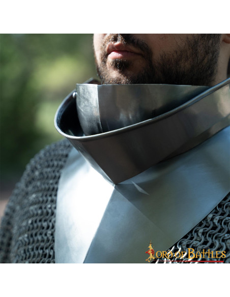 Gorgiera medievale con pettorina, XV...