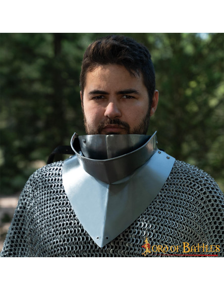 Gorgiera medievale con pettorina, XV...