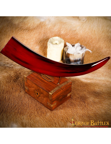 Corno rosso da bere in corno di bue...