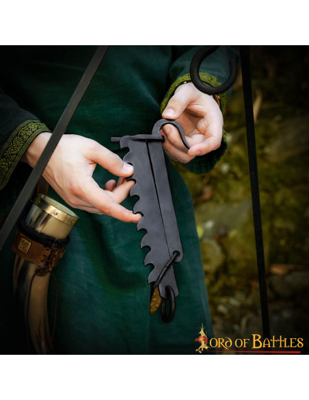 Supporto medioevale per calderoni,...