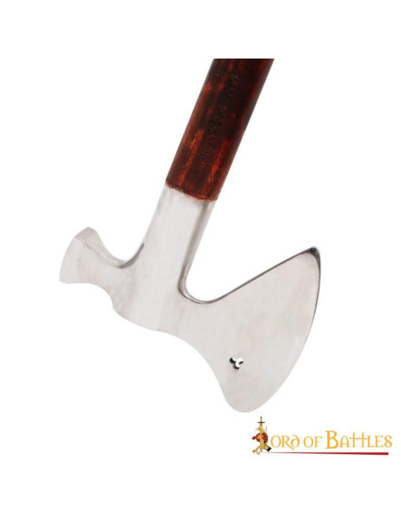 ascia medievale a testa di martello