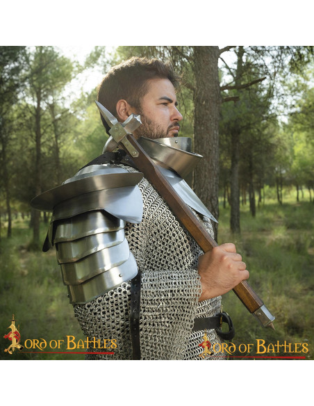 Spalline medievali da cavaliere con...