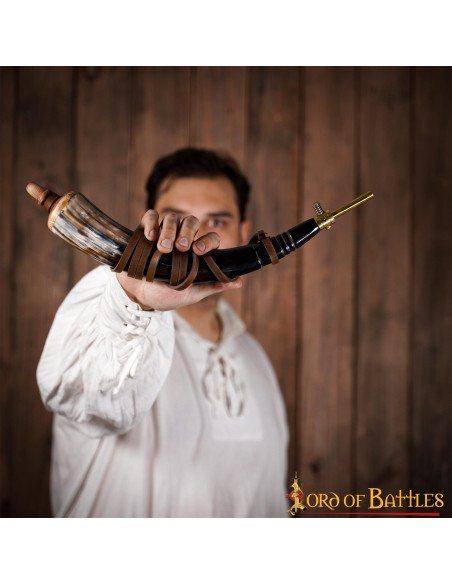 Scatola di polvere di corno di bue