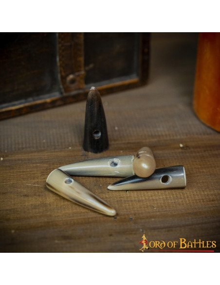 Set di 5 bottoni in corno per gamberi