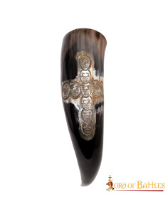 Design del teschio con croce di corno bevente vichingo