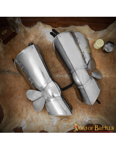 Classica armatura medievale per le gambe