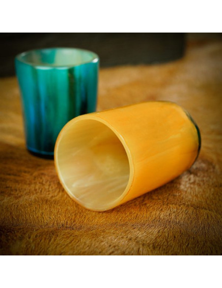 Set di 3 bicchierini colorati in...