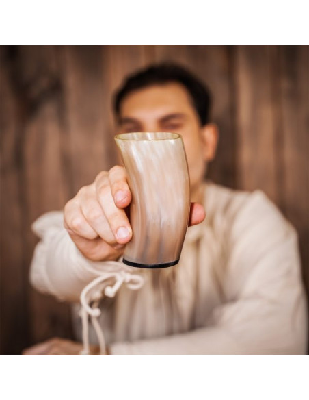 Boccale vichingo in corno di bue per...