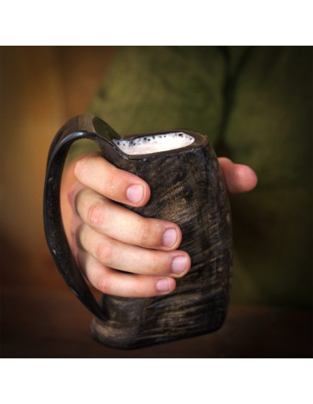 Boccale di birra medievale con...