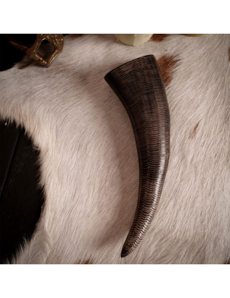 Corno potorio vichingo con squame...