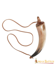 Polvere da sparo in vero corno con cinturino in pelle