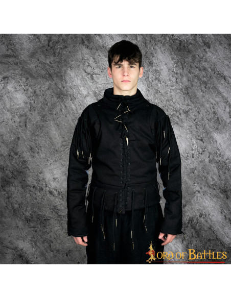 Gilet nero funzionale s. XV, con lacci