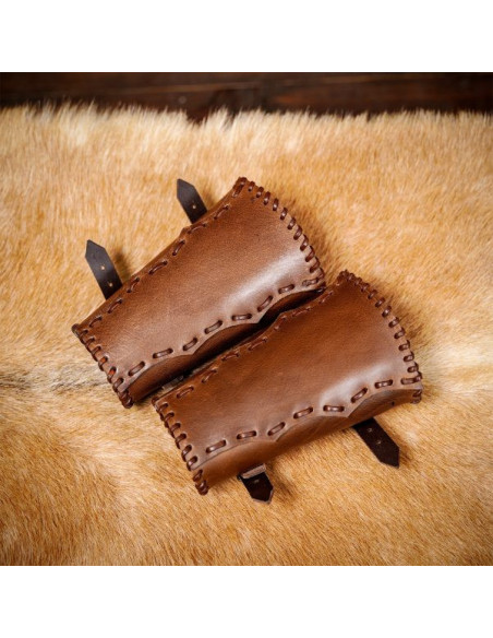 Braccialetti medievali fatti a mano...