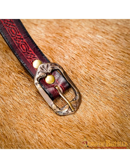 Cintura medievale in granato con...