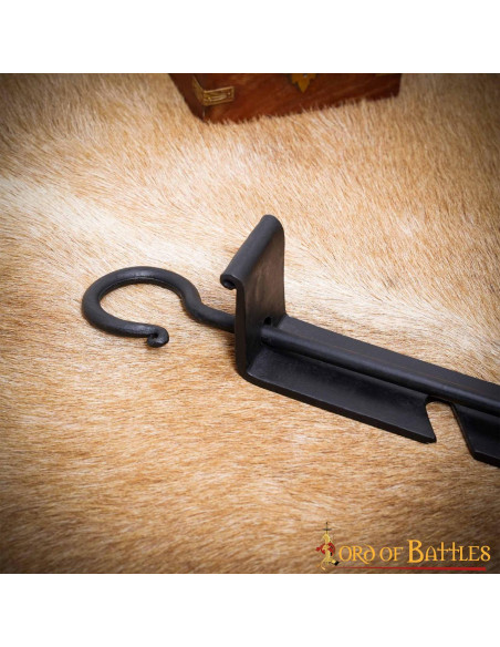 Gancio per regolare l'altezza dei...