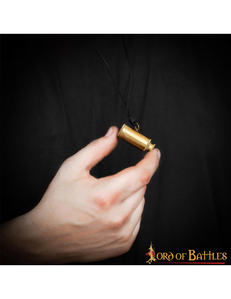 Ciondolo mini-telescopio estensibile