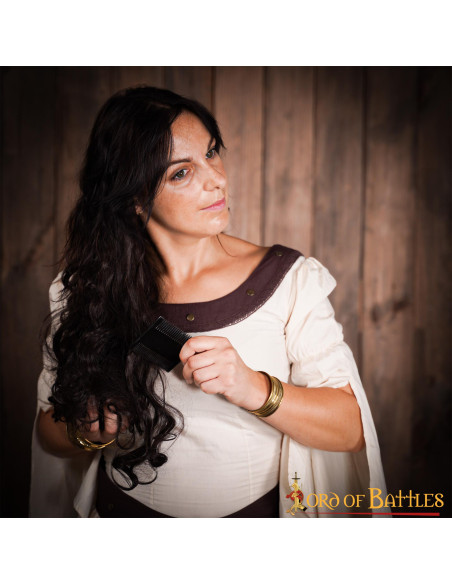 Pettine medievale da donna in corno...