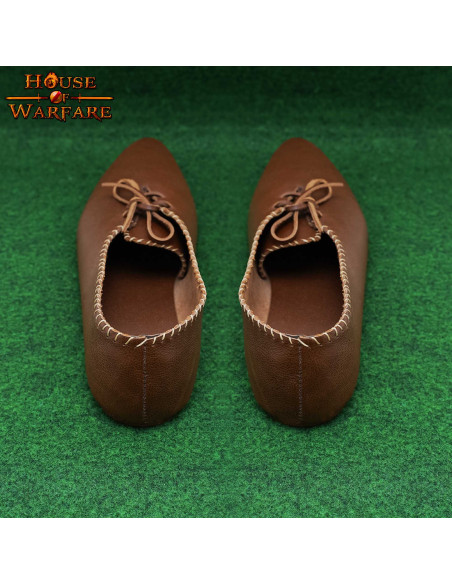 Scarpe da donna medievali in pelle...