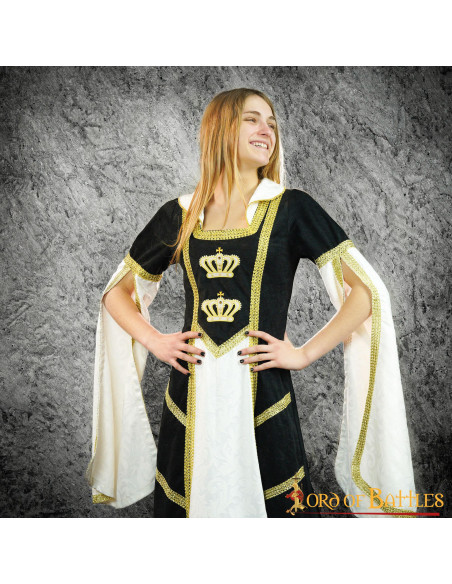 Abito medievale della regina in verde...