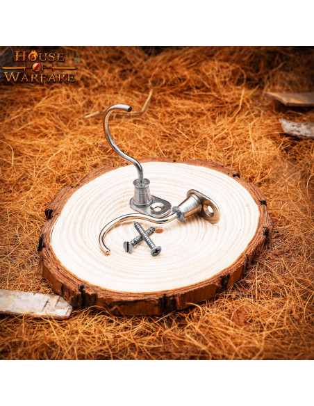 Coppia di supporti medievali cromati...