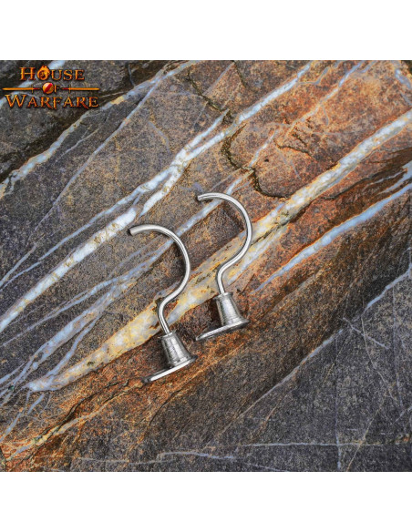 Coppia di supporti medievali cromati...