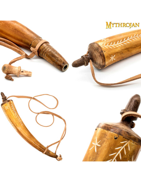 Portacipria in corno intagliato a...