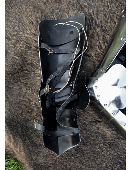 Protezione Gambe medievali in acciaio...