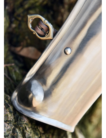 Schinieri medievali con ginocchiere...