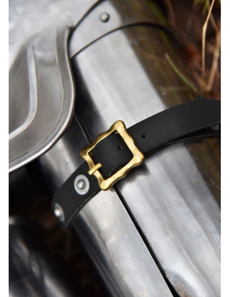 Armatura medievale e spallacci in...