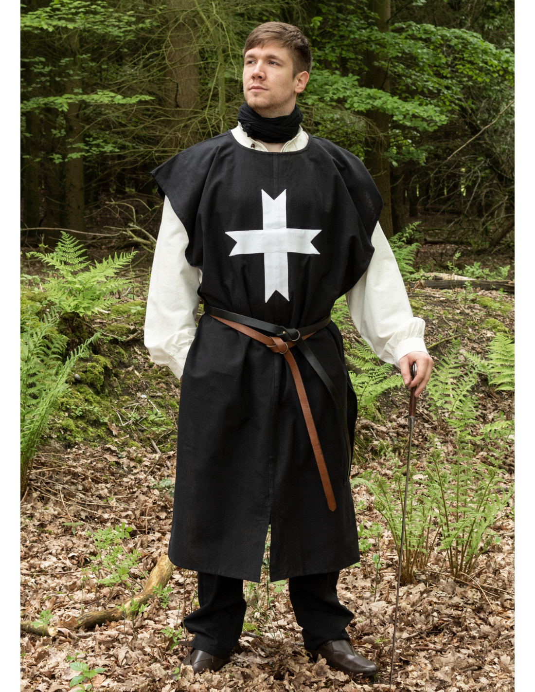 Sopravveste Con Cappuccio Per Religiosi Sopravveste medievale crociata - Nera con croce bianca ⚔️ Negozio Medievale