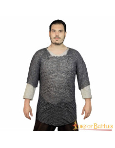 Cotta di maglia medievale, mezza manica, con anello tondo...