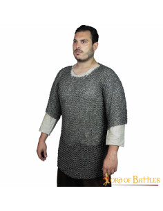 Cotta di maglia medievale, mezza manica, con anello tondo... 2