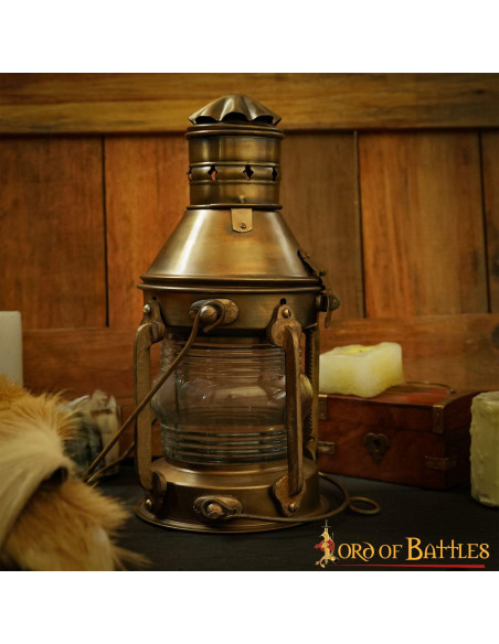 Lucerna medievale in ottone (15,7x33...