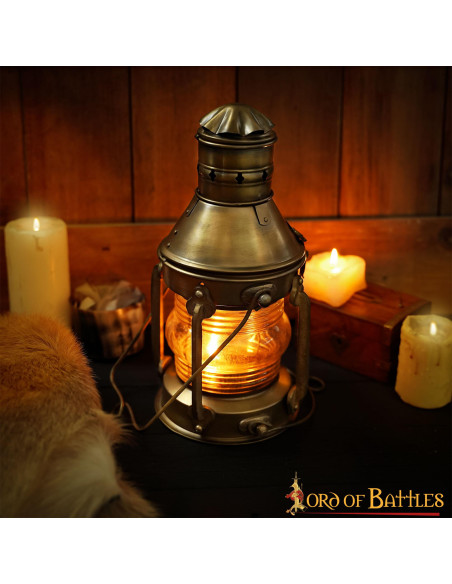 Lucerna medievale in ottone (15,7x33...