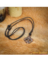 Ciondolo medievale fleur de lis in ottone invecchiato
