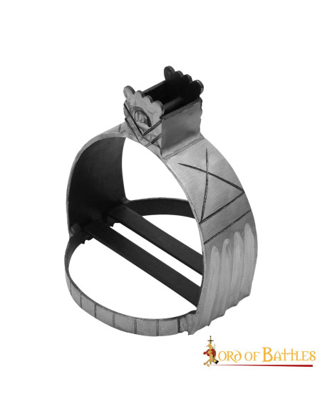 Staffe medievali in acciaio forgiato...