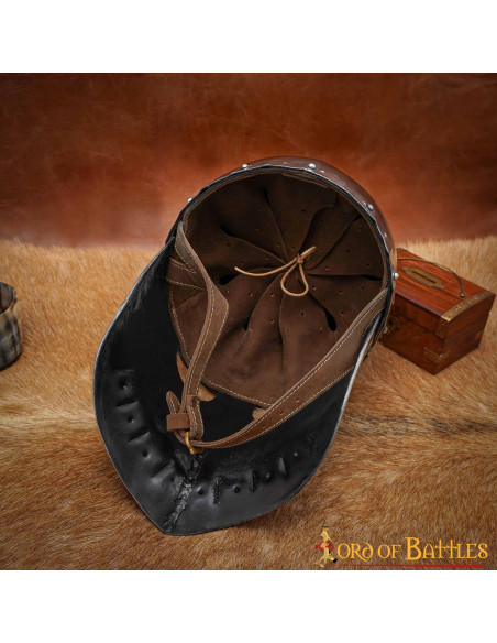 Elmo italo-normanno con maschera (XII...