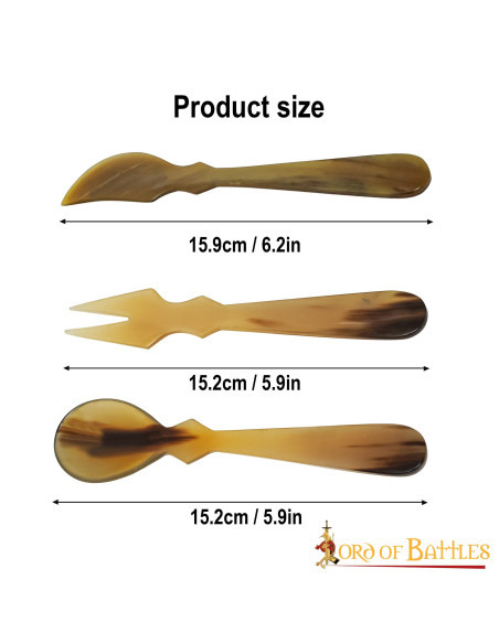 Set di 3 posate medievali in corno...