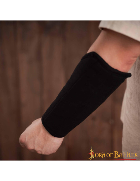 Braccialetti medievali imbottiti in...