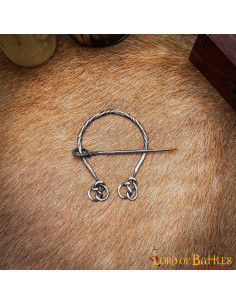 Fibula per cappe in acciaio forgiato lucido (11x6,7 cm.)