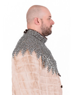 Mantello vescovile con cinghie di cuoio 2