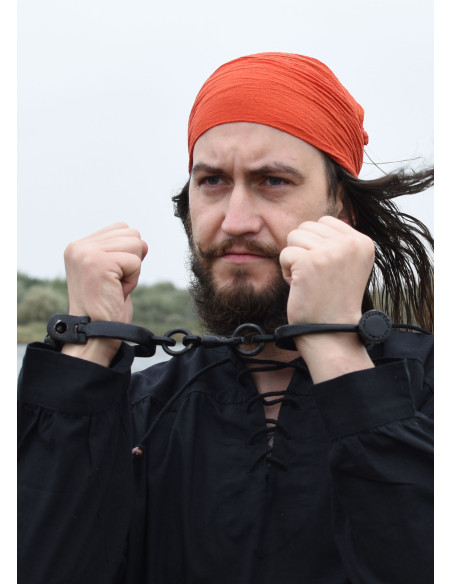 Manette medievali in acciaio nero