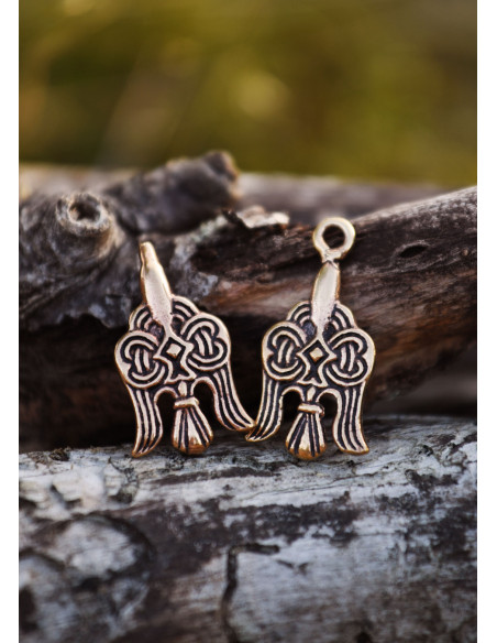 Spilla con mantello vichingo Hugin e...