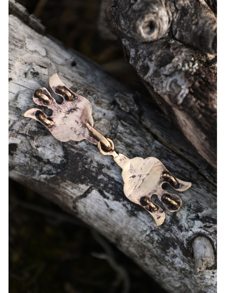 Spilla con mantello vichingo Hugin e...