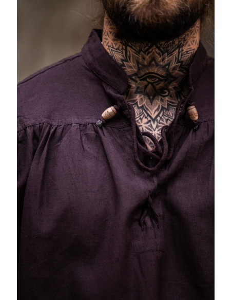 Camicia marrone medievale dal taglio...