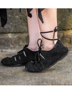 Sandali romani bassi in camoscio nero