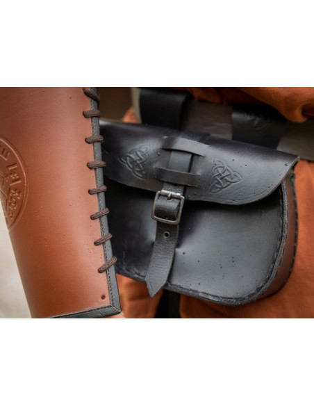 Borsa in pelle nera con design celtico