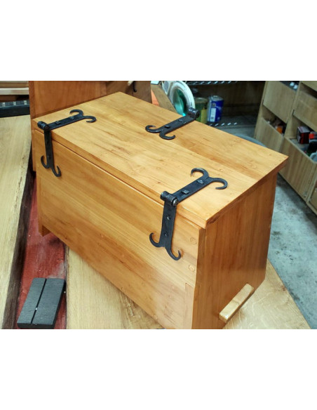 Set 2 cardini medievali con baffi in...