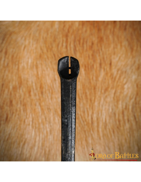 Pinza per anelli in cotta di maglia...